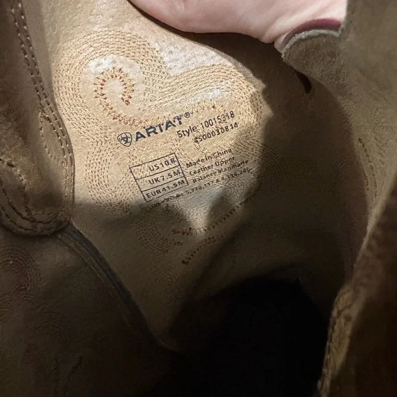Ariat Tan and Cream Western Boots - Picture 4 of 4
